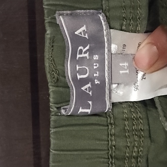 🟢  LAURA  PLUS capri SIZE 14 khaki - Picture 5 of 6